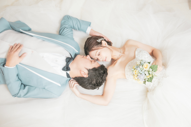 寝転びショット♡