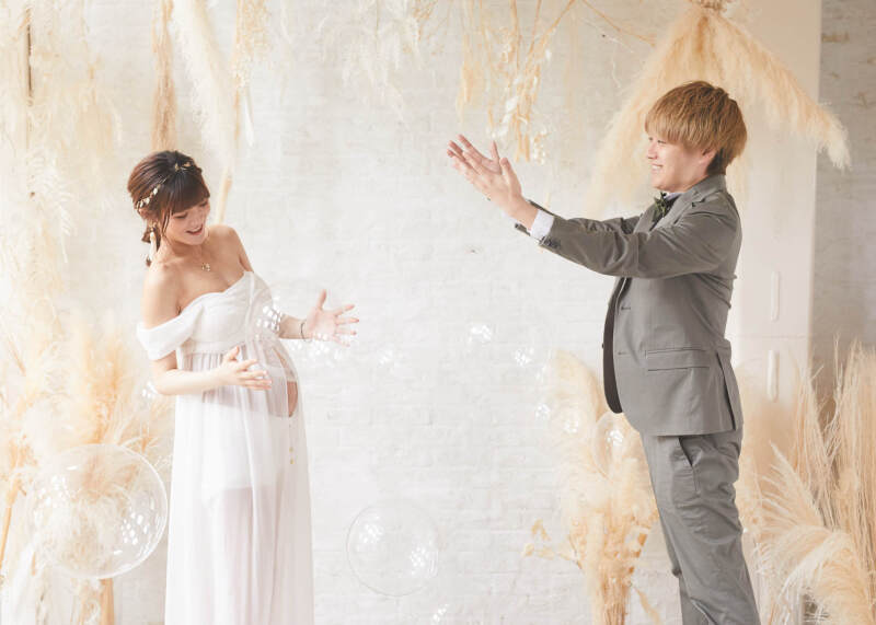 バルーン付きマタニティ衣装＆ドレスフォト