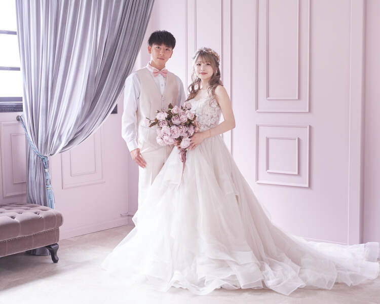 【年内撮影限定】店内全ての衣装から選び放題(追加料金なし)|インポートドレス1着スタジオプラン