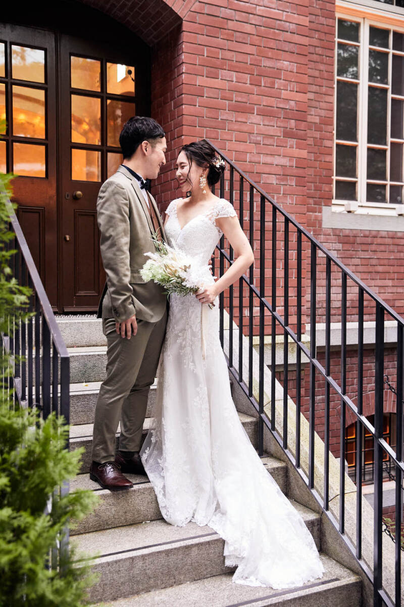 【フォトレイト限定】スタジオ撮影プレゼント!丸の内2カ所ロケ(DAYタイム)更に店内全ての衣装から選び放題!