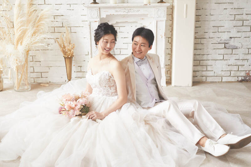 【フォトレイト限定!マタニティプラン】店内全ての衣装から選び放題(追加料なし、17号まで取扱い) ¥93,500→¥88,000