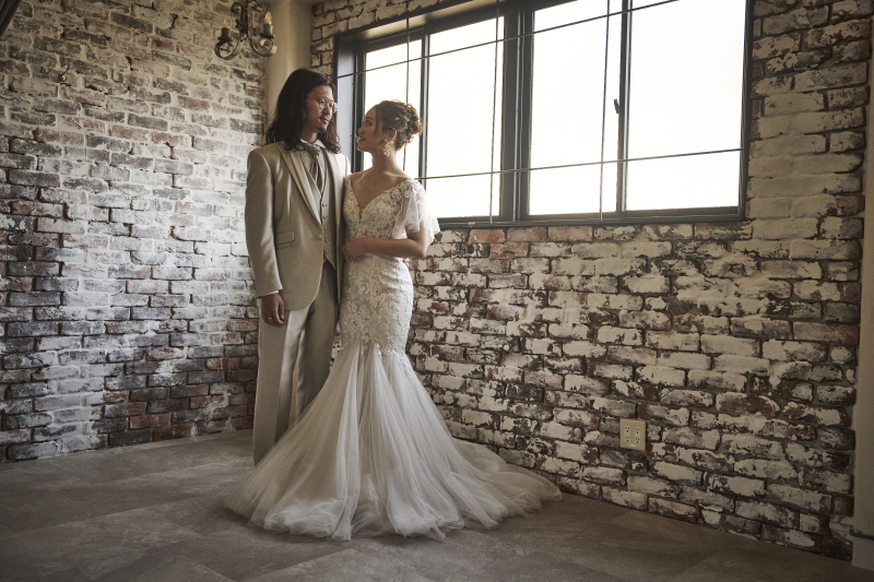 【インポートドレス2着(事前試着付き)】スタジオフォトウェディングプラン