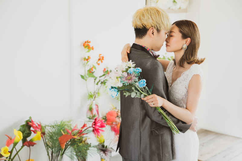 【インポートドレス2着(事前試着付き)】スタジオフォトウェディングプラン