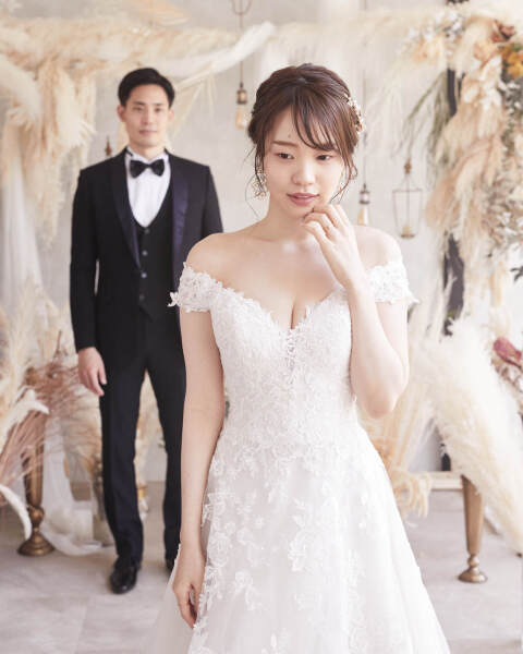 【洋装スタンダード】スタジオ洋装1着ウェディングフォトプラン|衣装選び〜撮影まで1日完結!