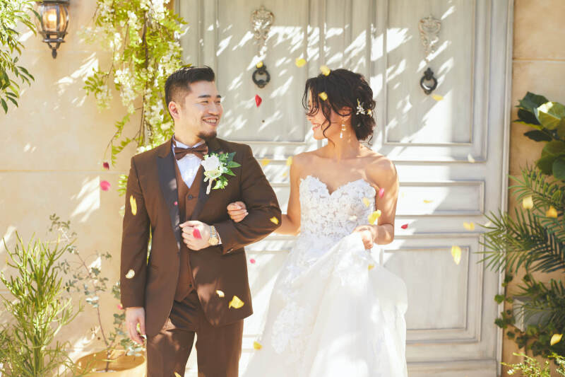 【年内撮影限定】店内全ての衣装から選び放題(追加料金なし)|インポートドレス1着スタジオプラン