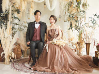 【年内撮影限定】店内全ての衣装から選び放題（追加料金なし）｜ドレス2着、事前試着付き｜¥143,000→¥109,500