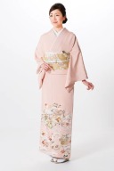 列席衣装（色留袖）