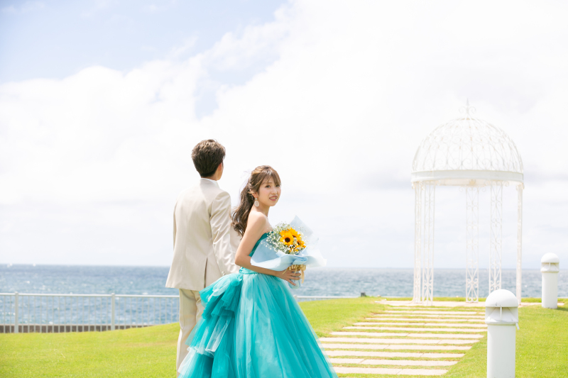 さわやかな青のドレス!