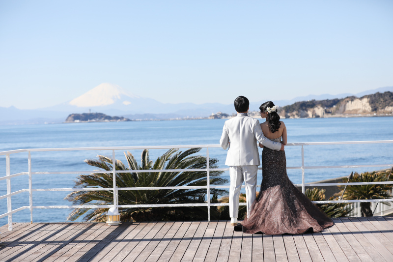 リビエラ逗子マリーナ_カラードレスが豊富