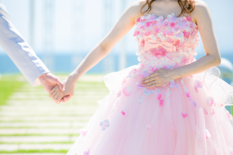 リビエラ逗子マリーナ_カラードレスが豊富