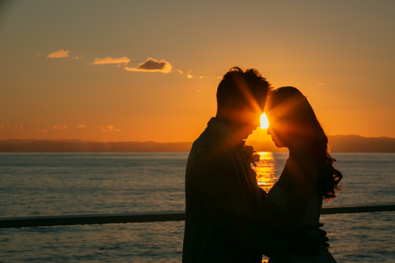 【1、2月撮影限定】1年で1番空が綺麗に映る冬のリゾートフォト (データ、衣装、小物、ブーケ、美容付)