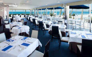 【海を感じるリゾートで撮影＋会食】リストランテAOフリードリンク付きパーティープラン※262,300円～4名よりご案内可能