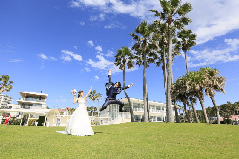 【都心から60分のリゾート】チャペル・海・ヤシの木・プールサイド全て撮影可能（データ150カット・衣装・美容・小物・ブーケ付き）