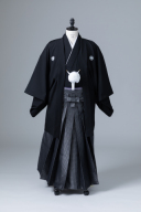 黒紋付・市松模様袴