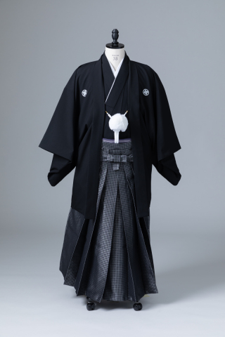 黒紋付・市松模様袴