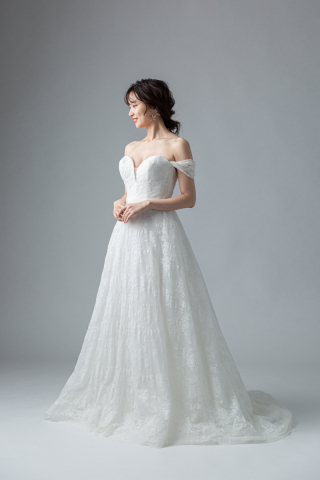 PRONOVIAS　SUPERBA / シュペルバ