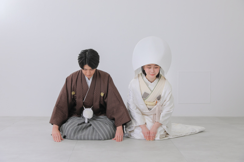 お辞儀ショット。