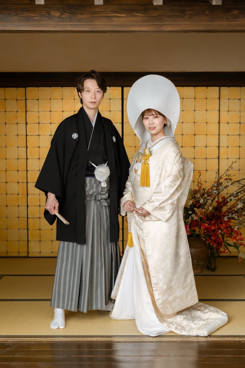 白無垢と紋付袴の正統派スタイル