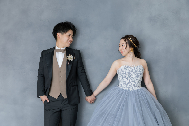 最後は手を繋いで