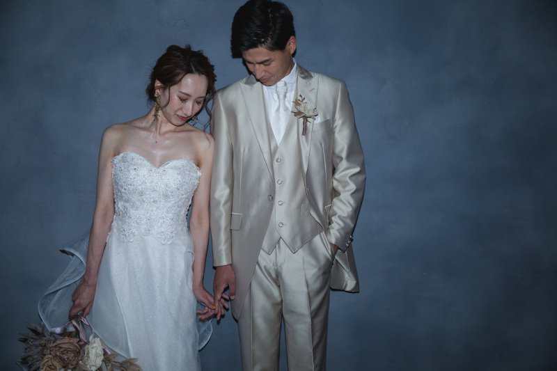 手の繋ぎ方にもこだわって!