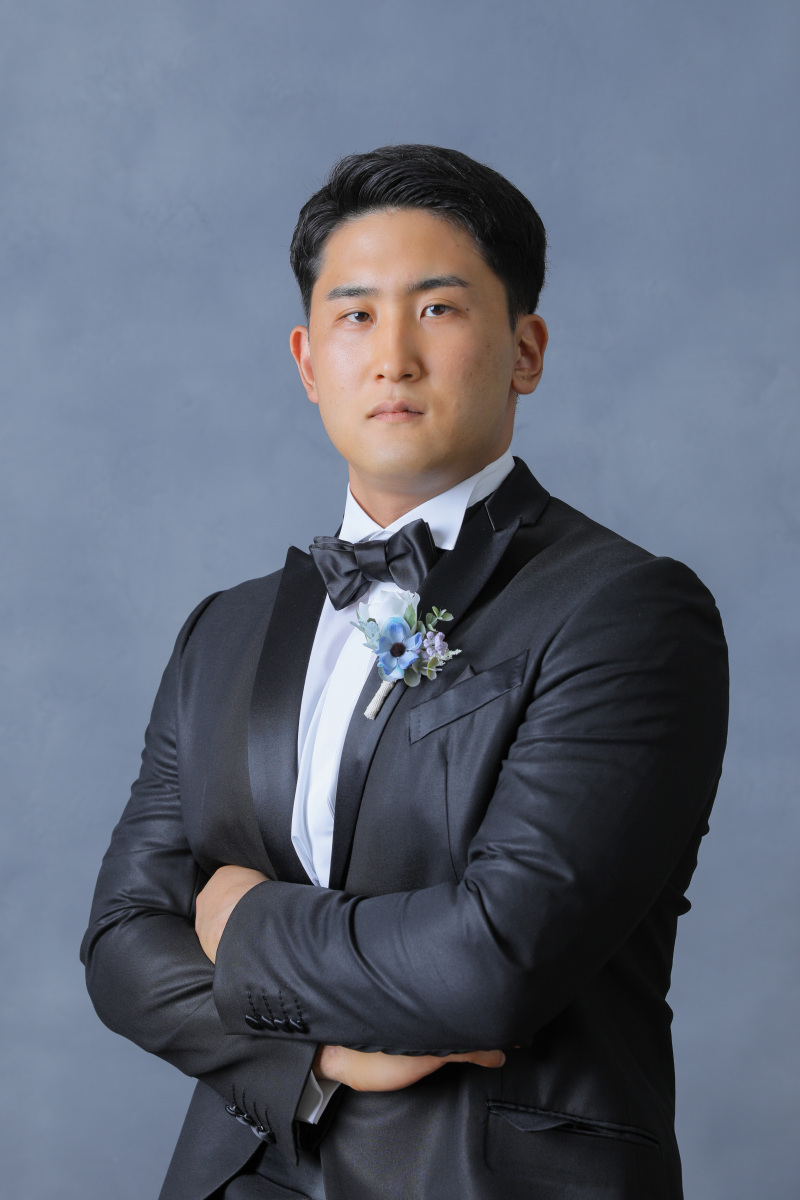 ご新郎様のソロショット。