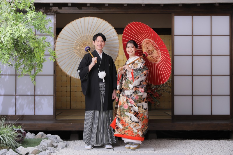 屋内庭園スタジオにて和傘と