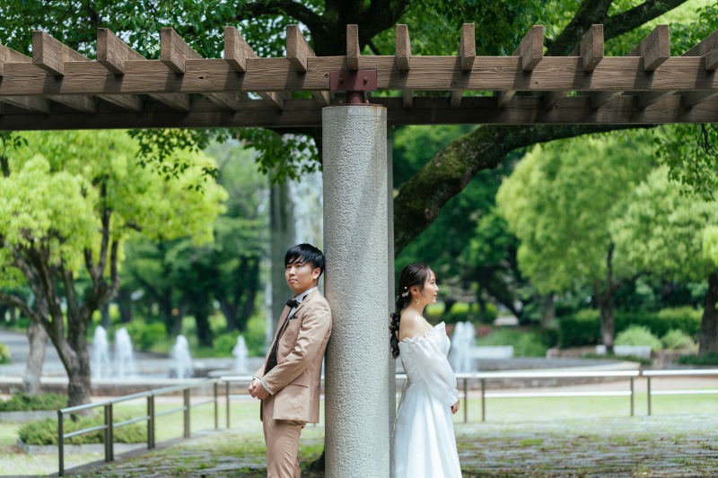 思い出アイテムを使った洋装ロケーション&スタジオ撮影