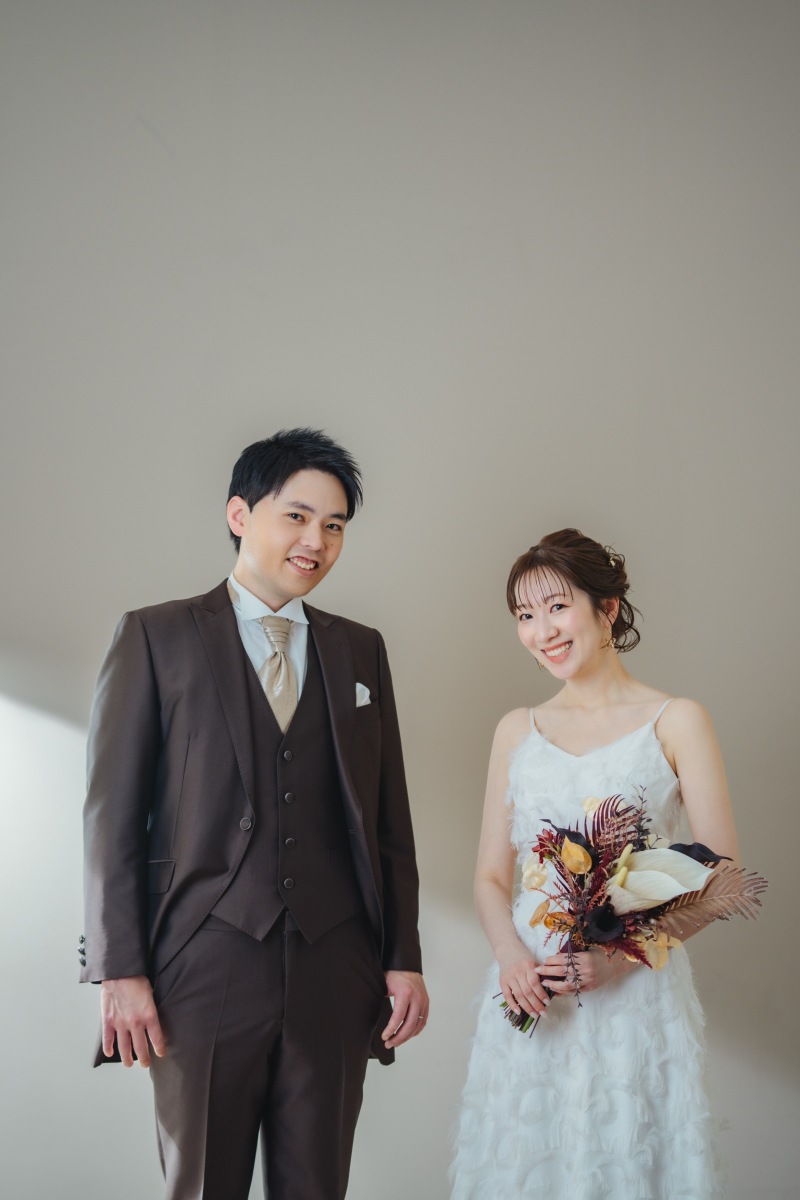 ベージュカラーバックで