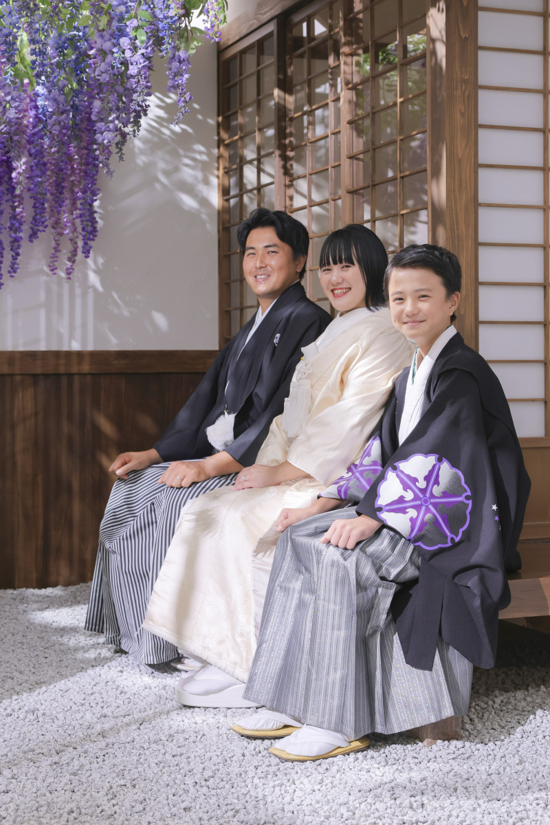 縁側に並んで。