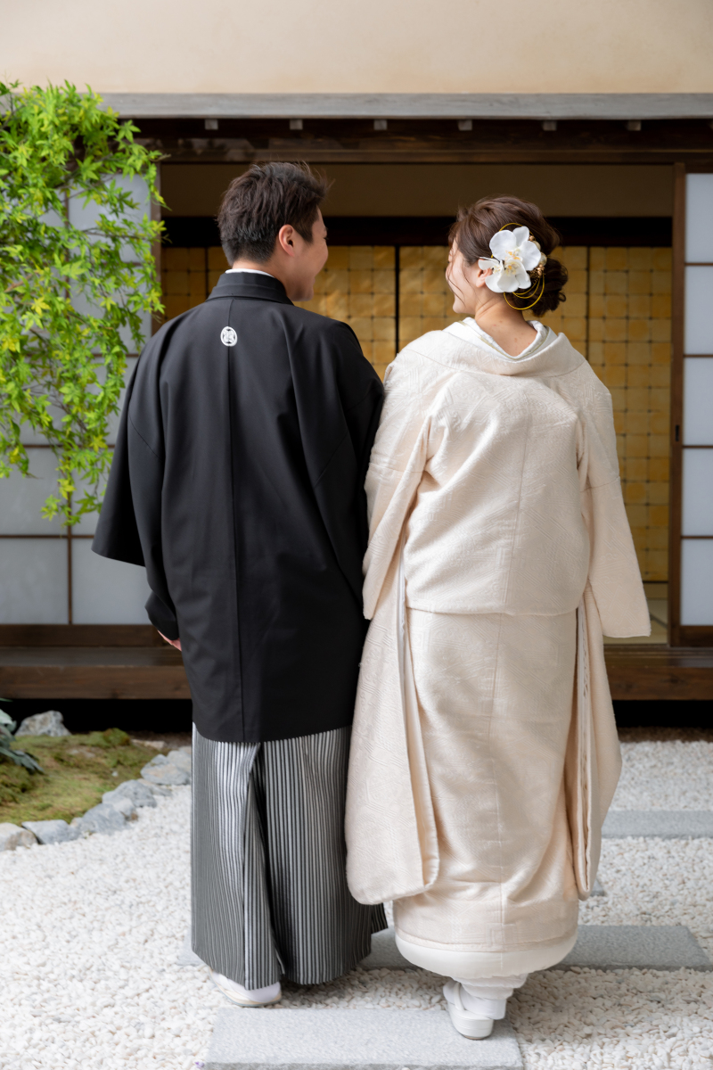 おふたりの後ろ姿