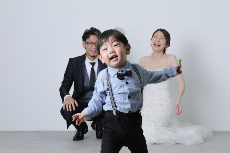 お子様とハイタッチ