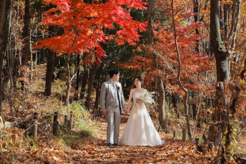 紅葉に囲まれて