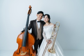 大切な楽器と一緒に