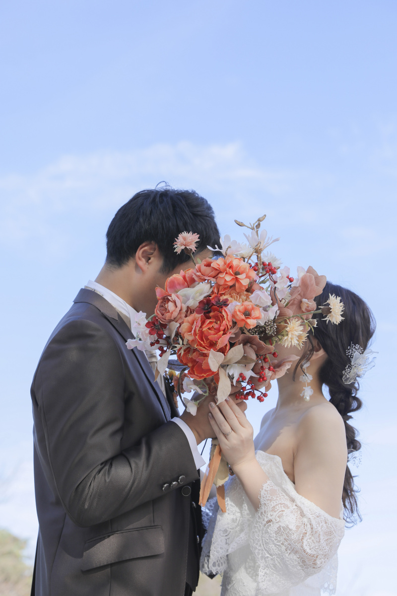 ブーケでお顔隠し