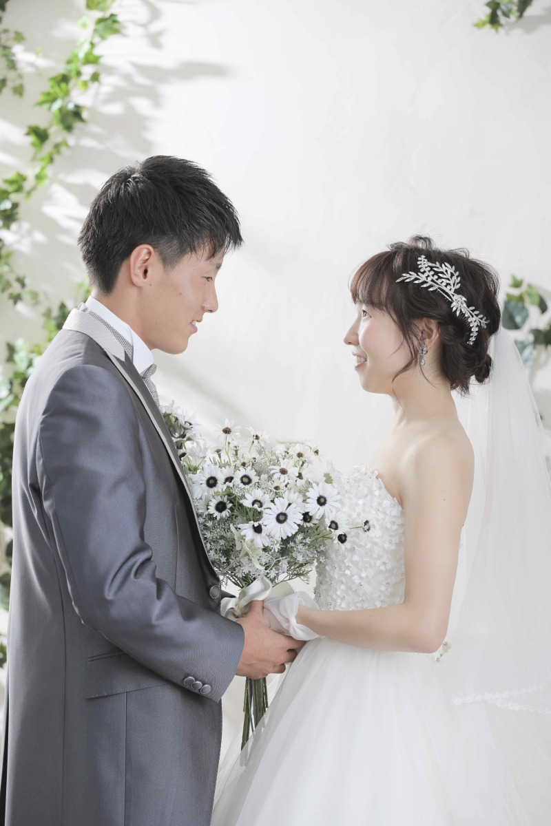 向かい合わせのショット