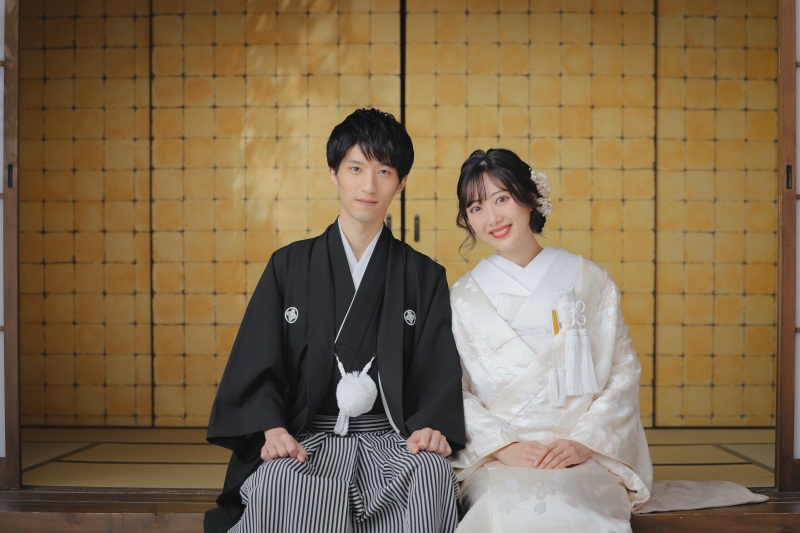 縁側に腰掛けて