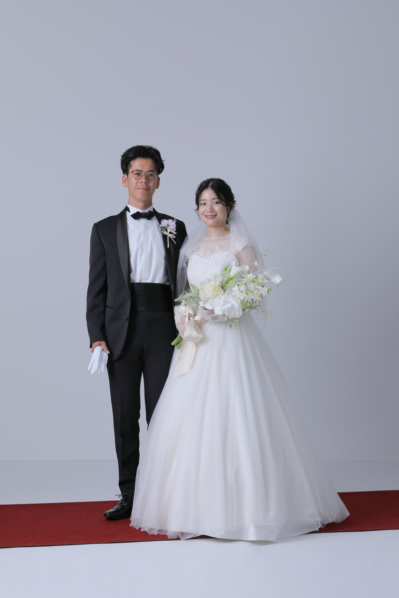 正式なポージングで