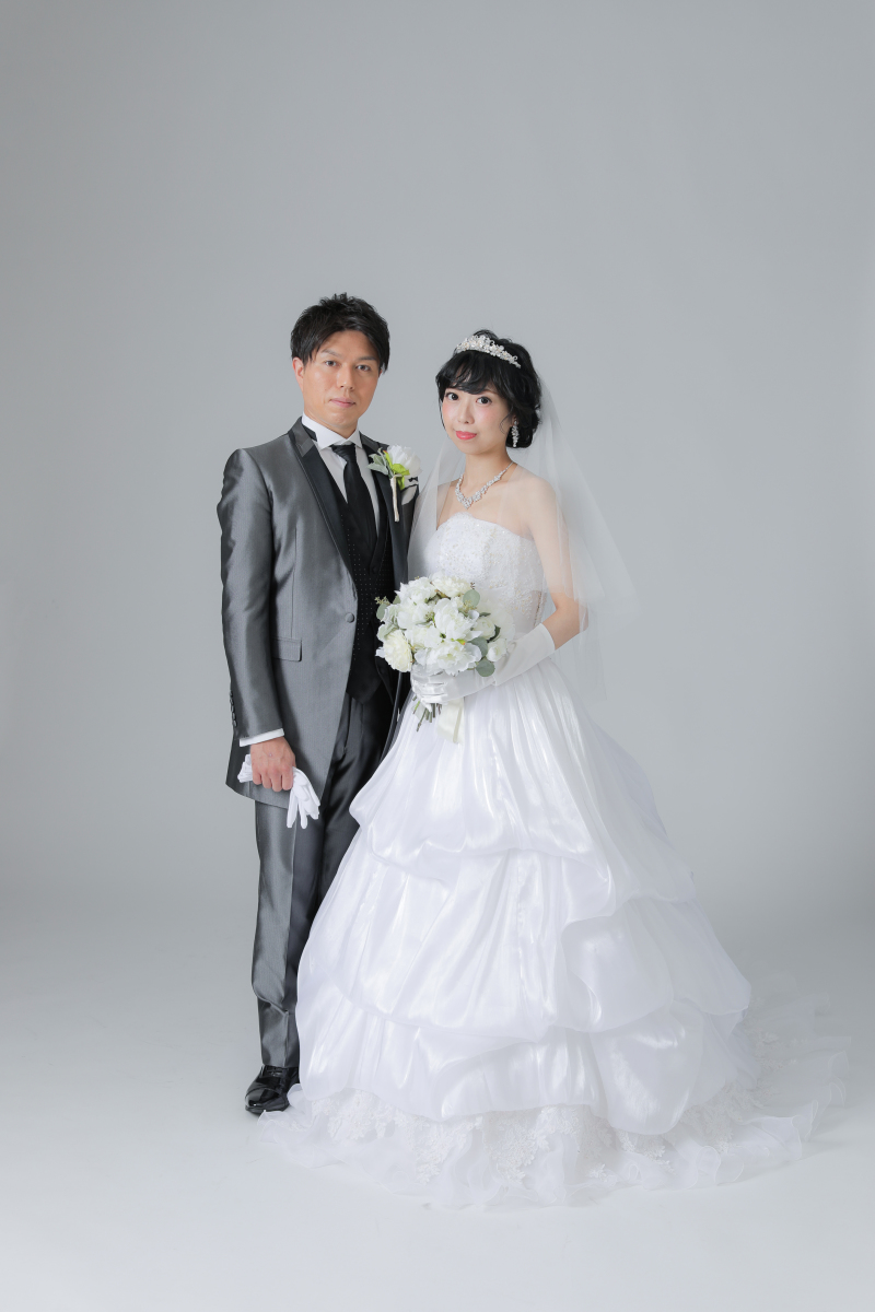 シンプルなお二人立ち