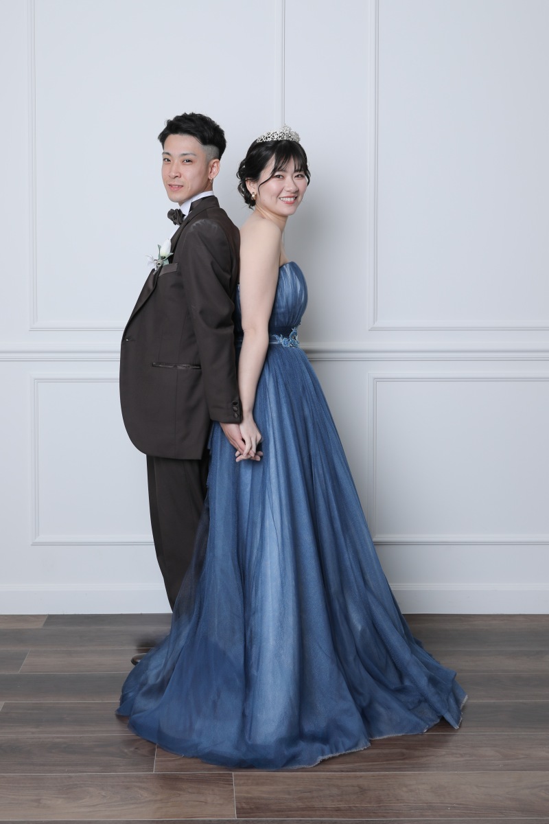 お手繋ぎで楽しい雰囲気!