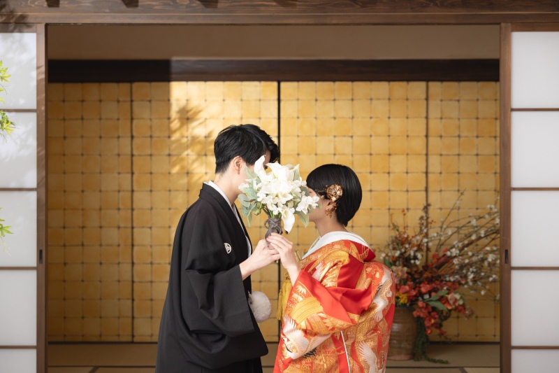 顔隠しショット