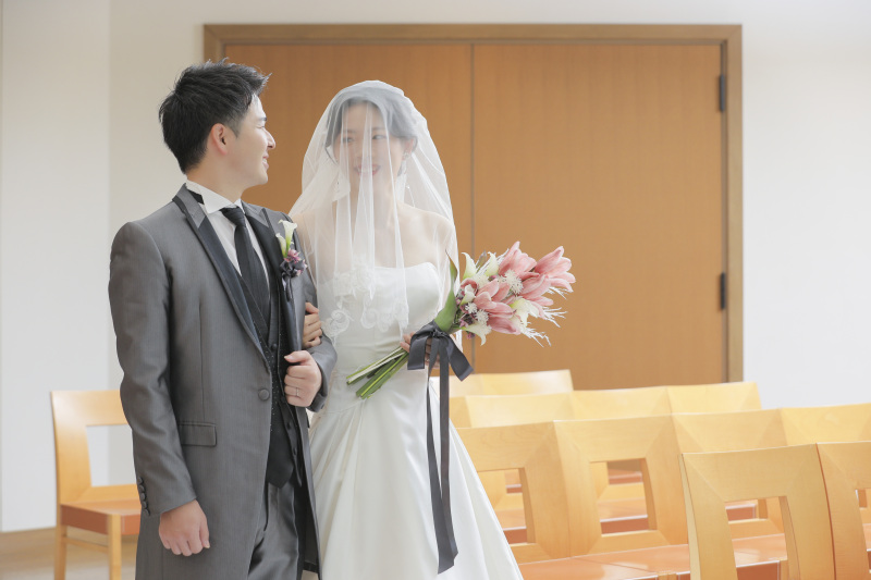 挙式スタート。