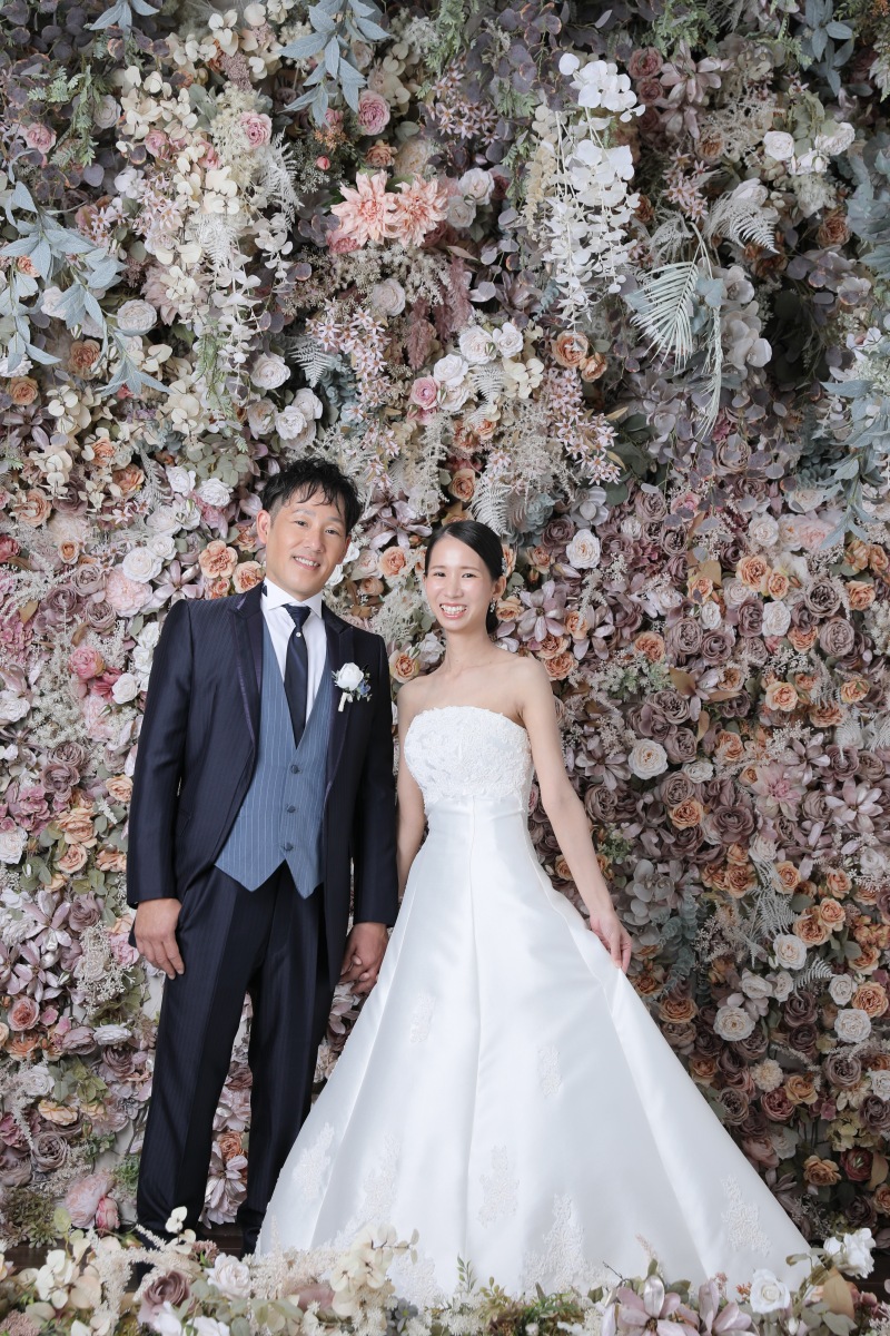 ピンクのお花の壁で