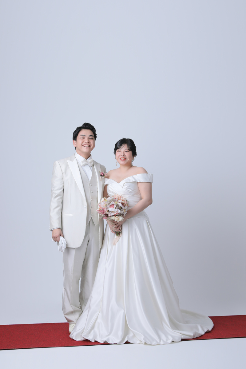 フォーマルな立ち姿