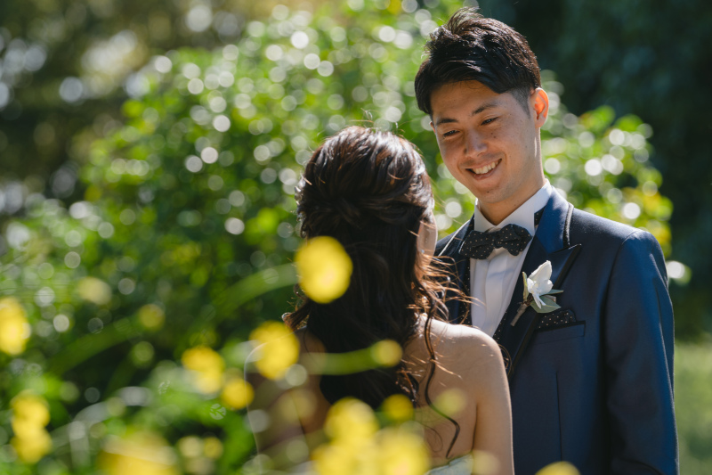 ご新郎様の表情も