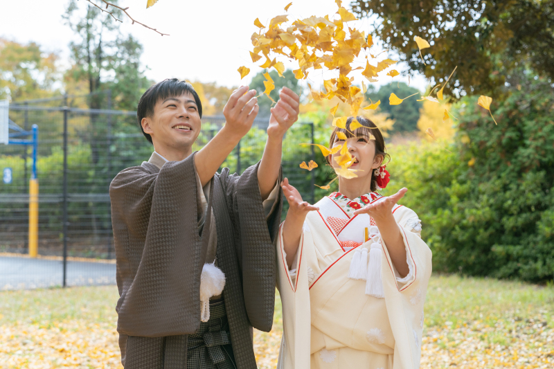 落ち葉をふわっと