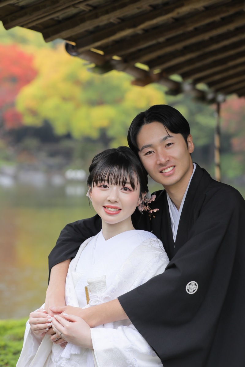 ご新郎様からのバックハグ