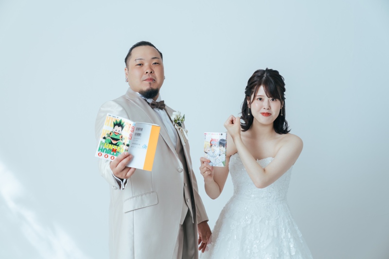 お二人らしい小物と一緒に