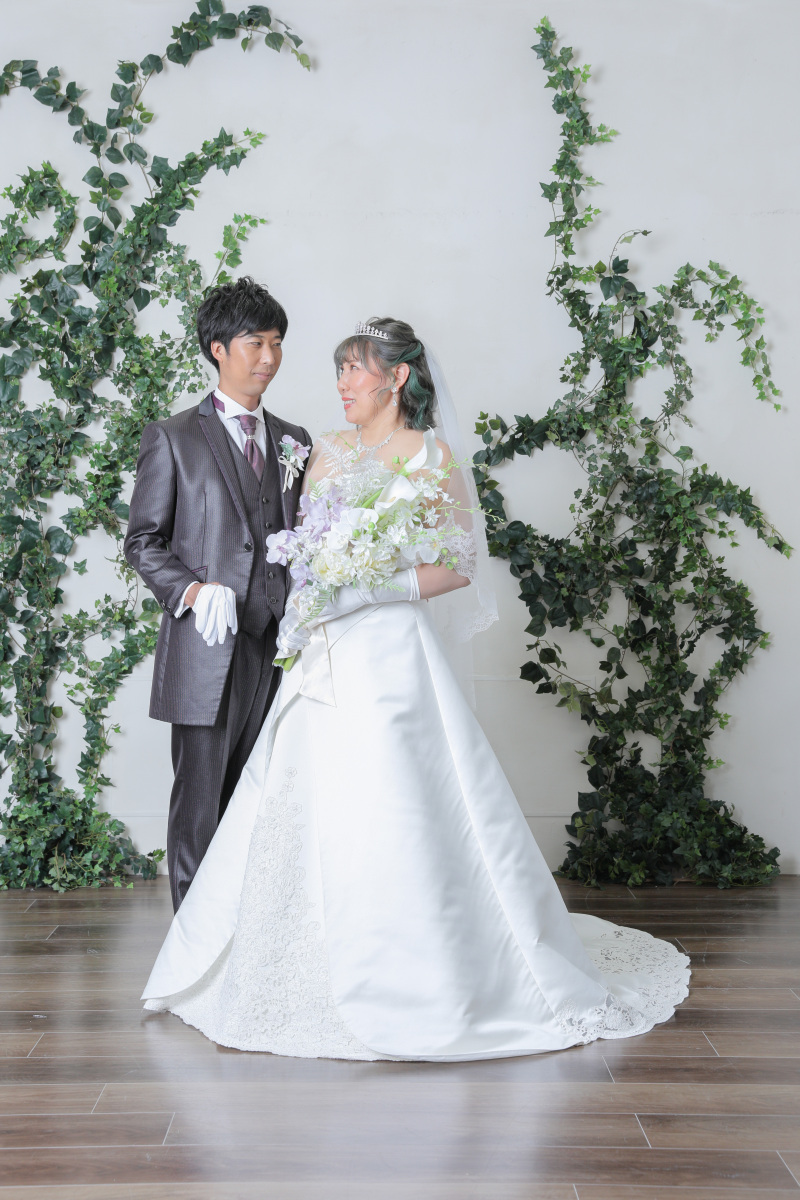 ドレスとタキシード。