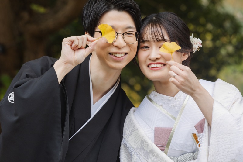 イチョウでお顔隠し