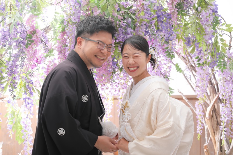 可愛くウィンク